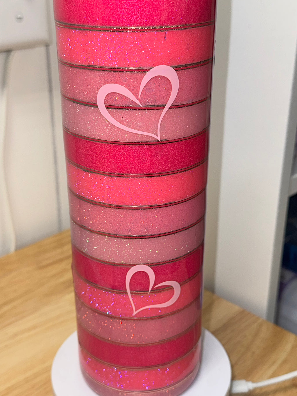 Valentine's Day Glitter Heart Tumbler – 30 oz
