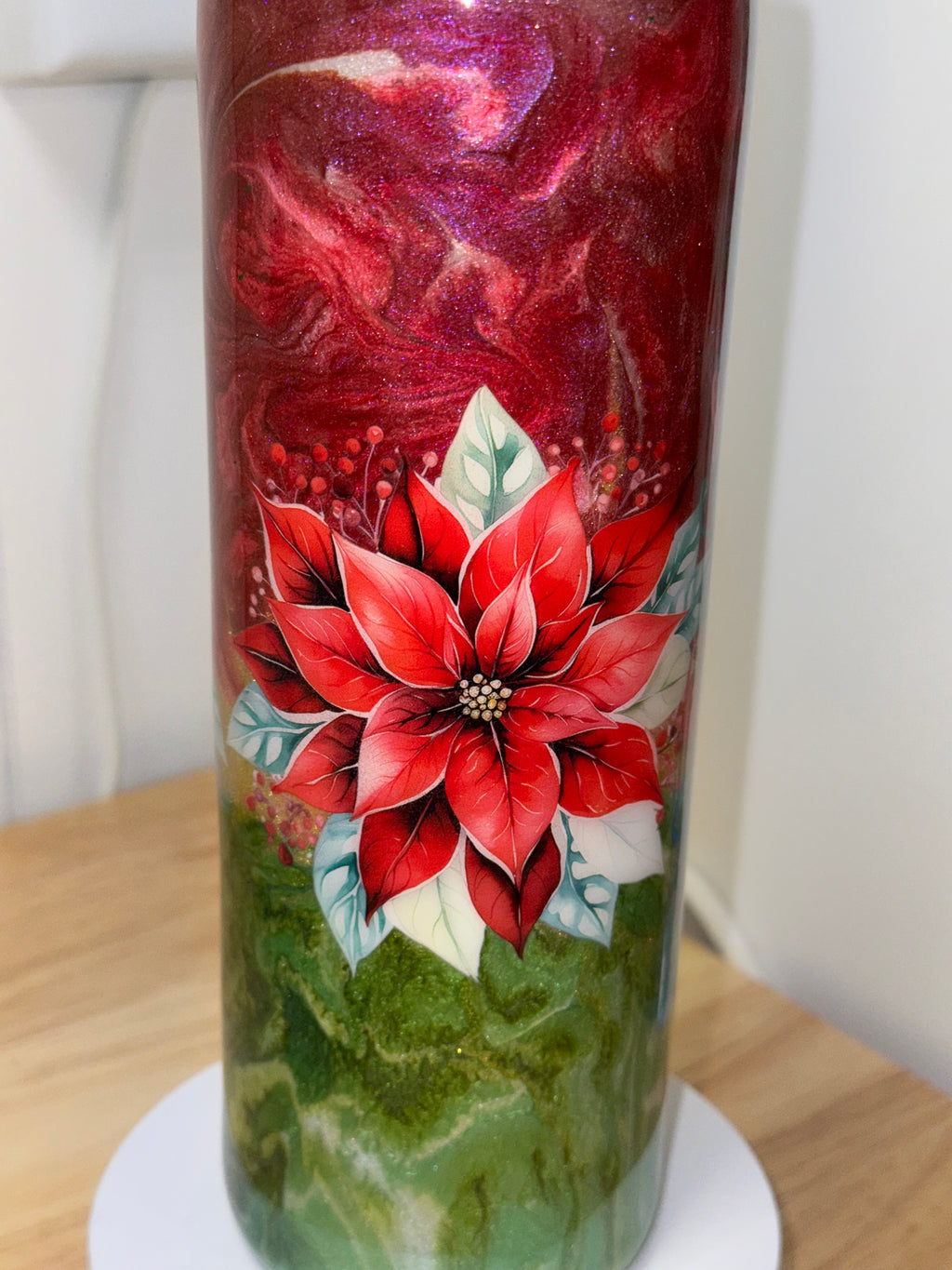 Poinsettia Glitter Tumbler – 20 oz