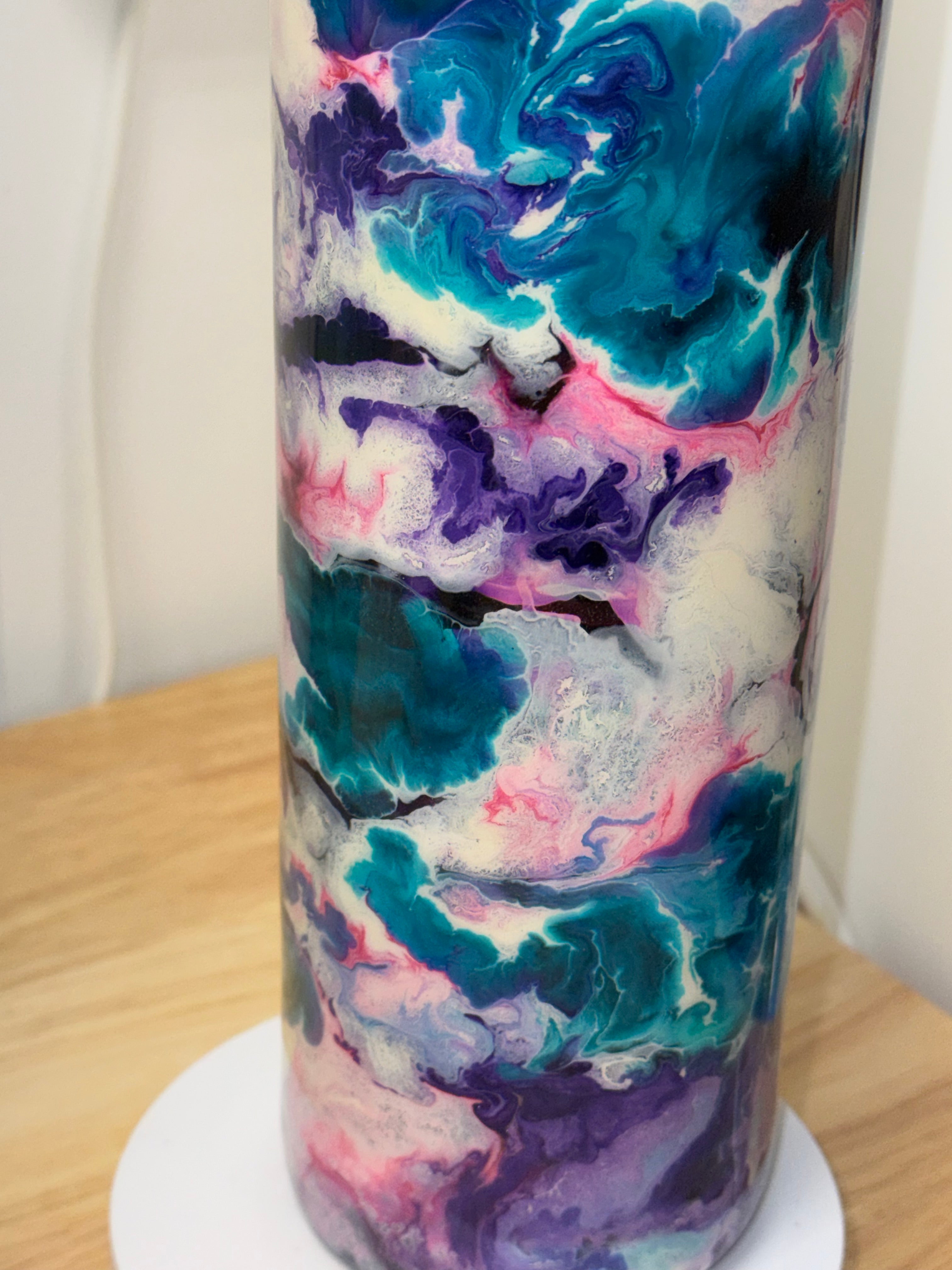 Hand-Painted Marble Tumbler – 30 oz