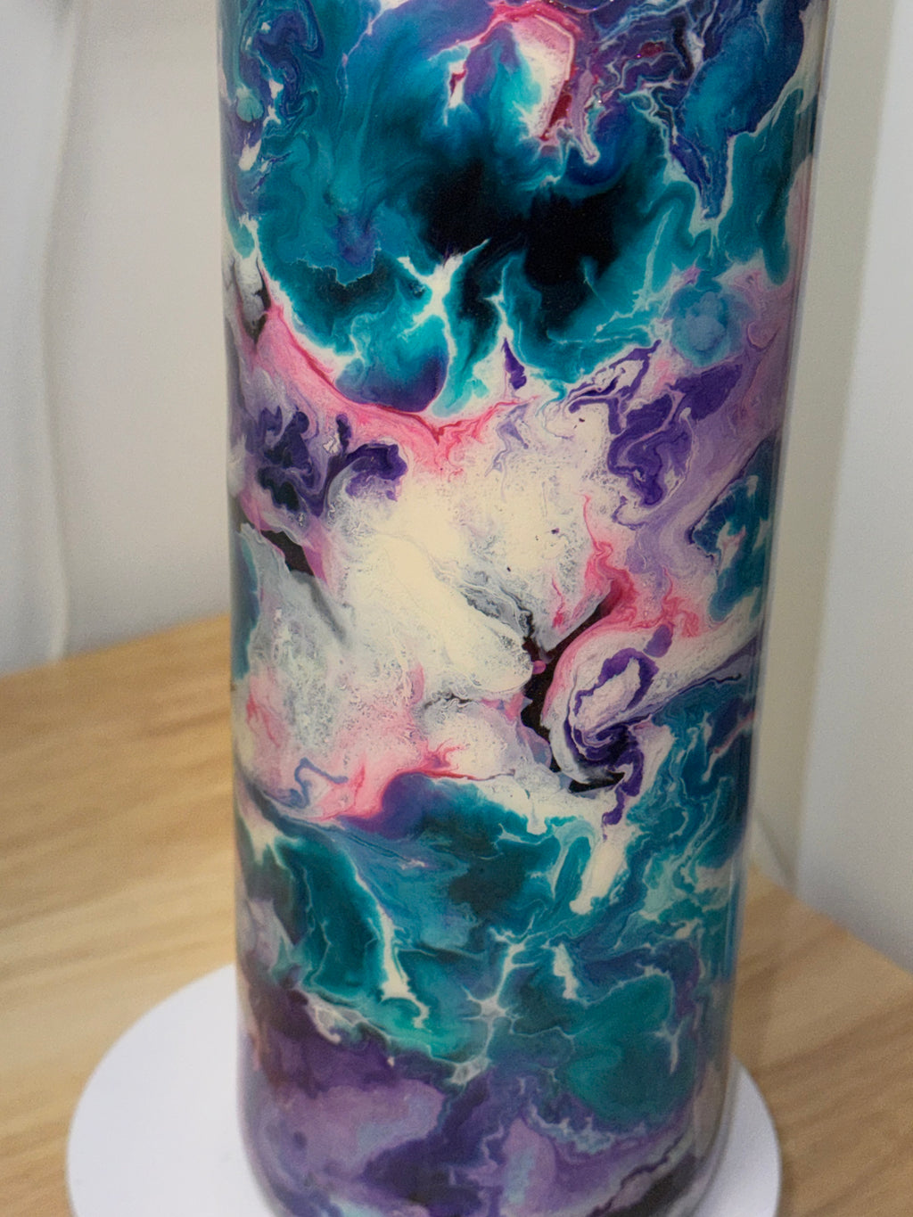 Hand-Painted Marble Tumbler – 30 oz